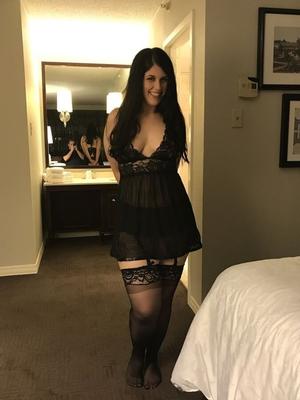 SEXY REAL WIFE