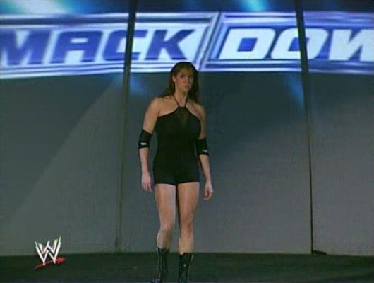 Stephanie McMahon - Smackdown - Match par étiquette