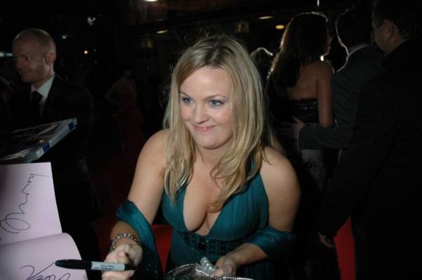 Jo Joyner Beau Gros Cul Et Gros Seins Célébrité Britannique