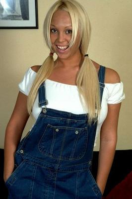 Mary Carey – Blaue Jeans-Overalls