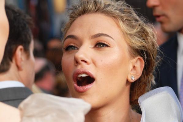 Scarlett Johansson open wide