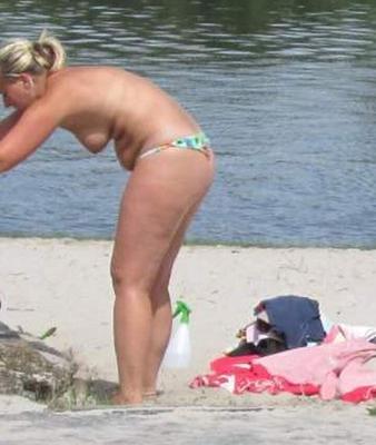 top less beach voyeur