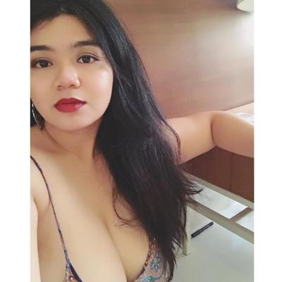 Big Tits Thai Girl