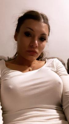 Mona a sexy girl from Romania