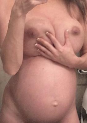 Amateur pregnant wife exposed