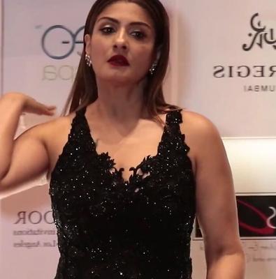 Raveena Tandon - Célébrité indienne de Bollywood poses magnifiques et époustouflantes