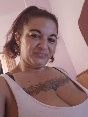 Hungarian Gipsy Milf Erika