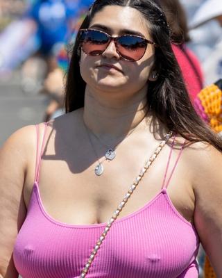 Sexy chubby women  (Hot Girls on Streets BBW)