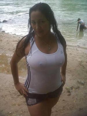 MARIE MILF LATINA GROS CUL