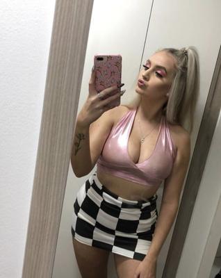 Cerys - Salope Teen Chav Aux Gros Seins