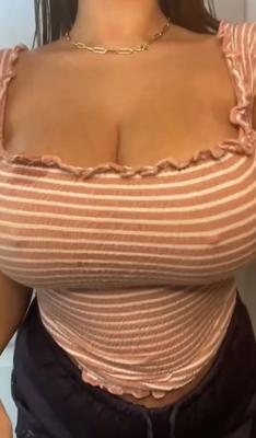 Gran par de buenas tetas