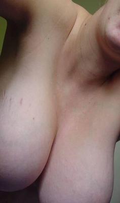 Enceinte_Gros seins