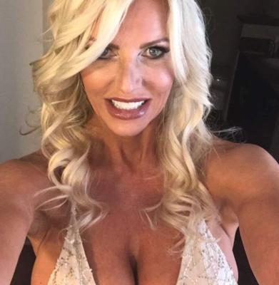 Blonde Bimbo Milf Mom #