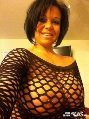 Esposa gostosa Kristine, MILF com corpo e peitos incríveis