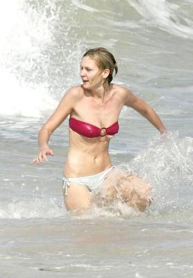 Nippel-Slip von Kirsten Dunst