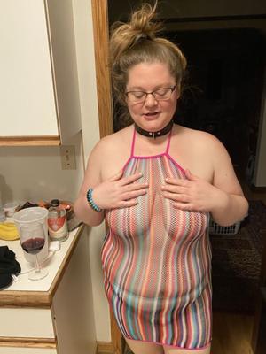 Big tits horny slut mom Michelle exposed