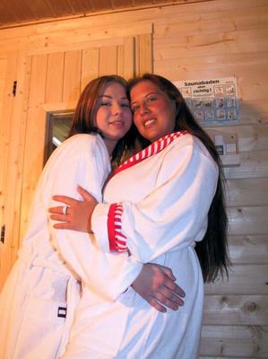 Angie_sauna-with-friends