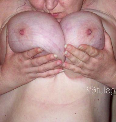 Mes gros seins pour ton sperme