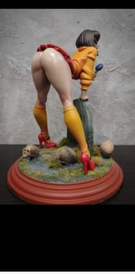 Sexy Velma-Statue