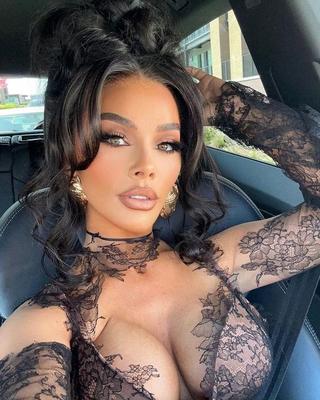 Chelsee Healey