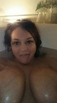 Heather&#;s amazing tongue.. please tribute