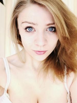 Verrückter sexy Rando Gonewild, blonder Teenager mit riesigen Titten