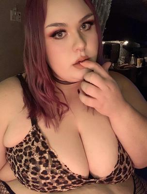 Summertime Sadness (Amateur BBW)