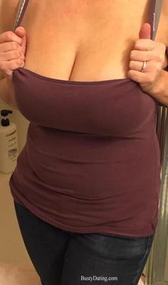 Christina - 33yr old, 36ddd