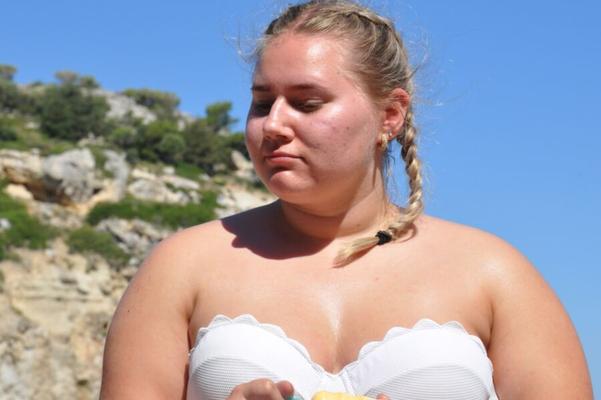 Sexy chubby women  (Curvy Women on Beach BBW)