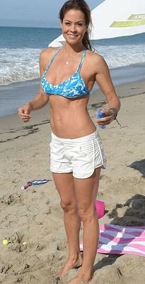 Brooke Burke shortinho branco