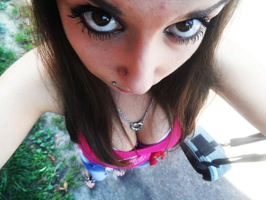 Chav whore with beauty eyes from Poland.