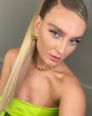 Perrie Edwards (PIGTAILS