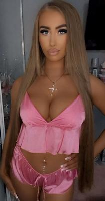 Maddy May - Ado Chav aux gros seins