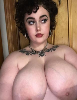 tetas :)