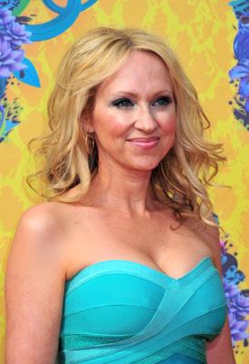 Titten Leigh Allyn Baker