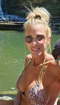 Tiene una mamá Milf