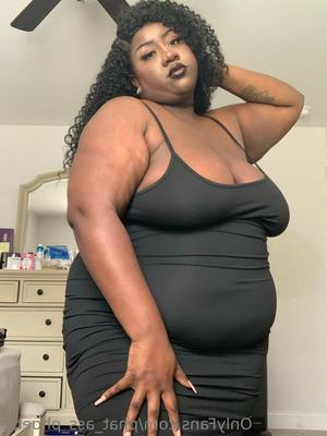 BBW PHAT CULO PHOEBE GORDA ÉBANO BELLEZA