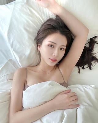 christinebaby__ peituda influenciadora de Taiwan