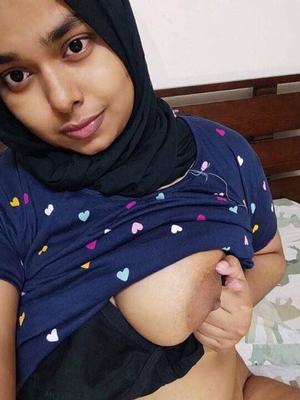 Muslim slut 