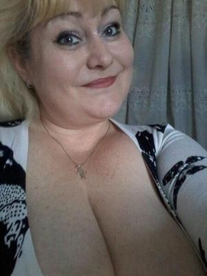 BBW Beauty Mature Blonde Oksana du Kazakhstan